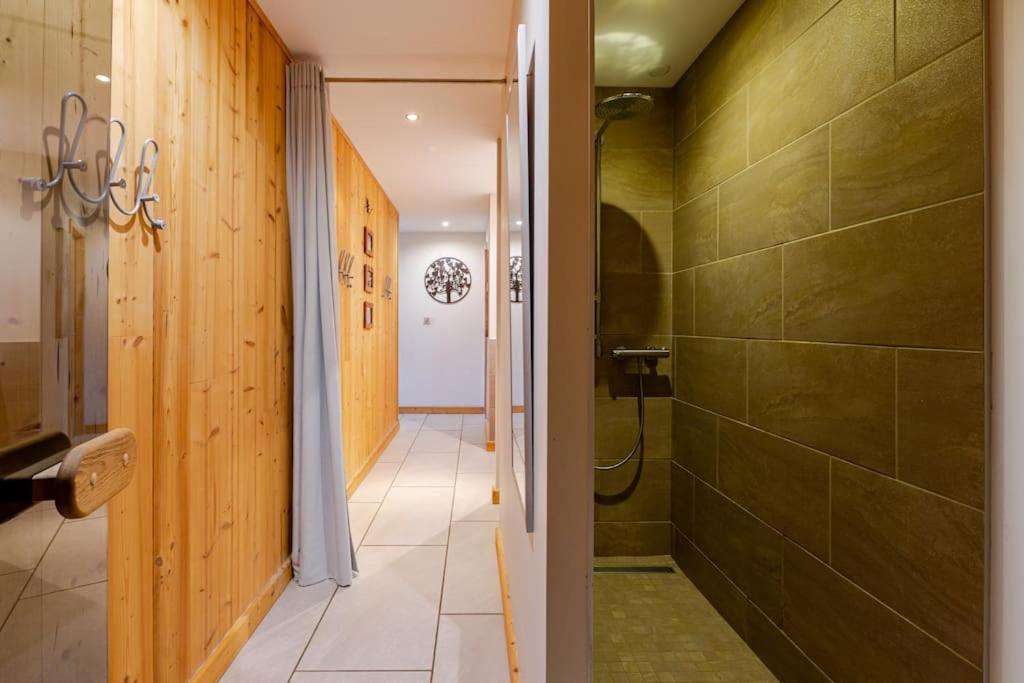 Appartement En Chalet Individuel Sauna Piscine فالمينييه المظهر الخارجي الصورة