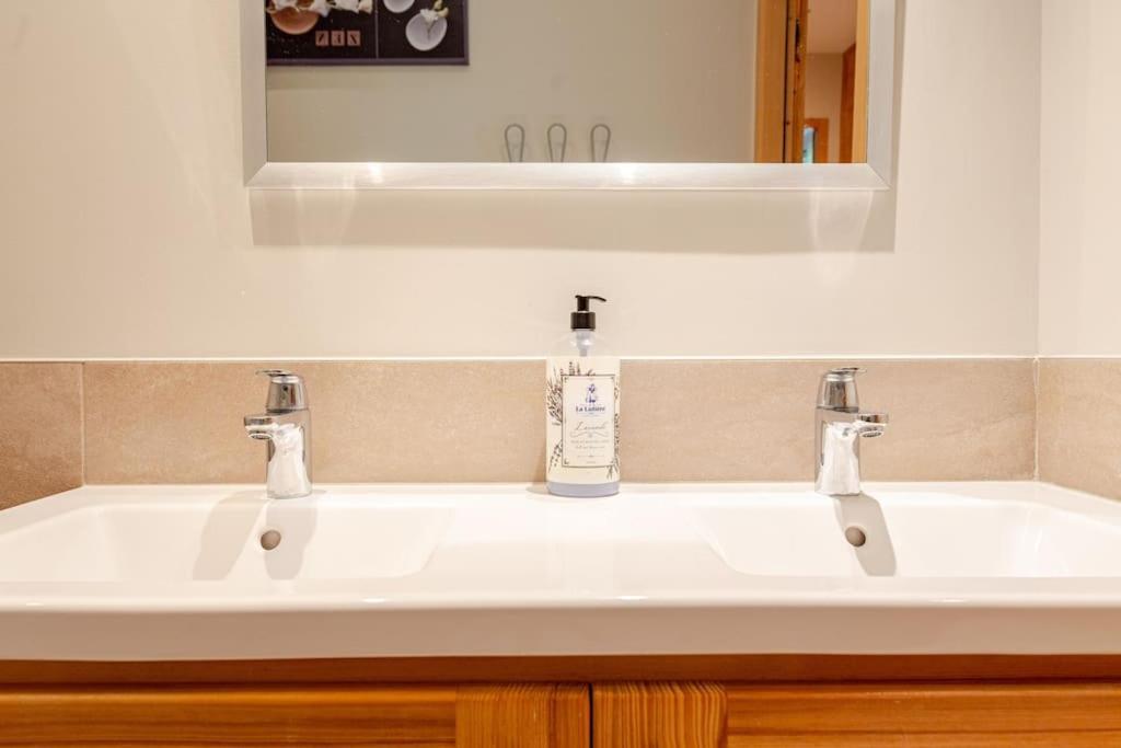 Appartement En Chalet Individuel Sauna Piscine فالمينييه المظهر الخارجي الصورة