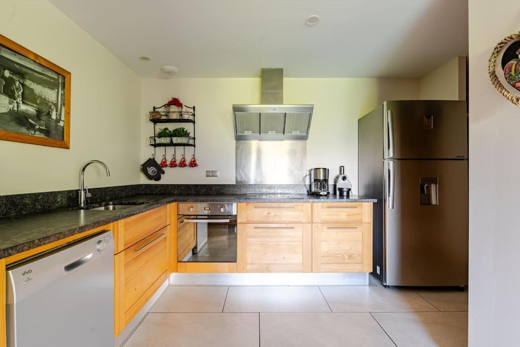Appartement En Chalet Individuel Sauna Piscine فالمينييه المظهر الخارجي الصورة